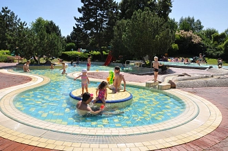 Schwimmbecken Kinder&nbsp;&copy;&nbsp;Eventwerft